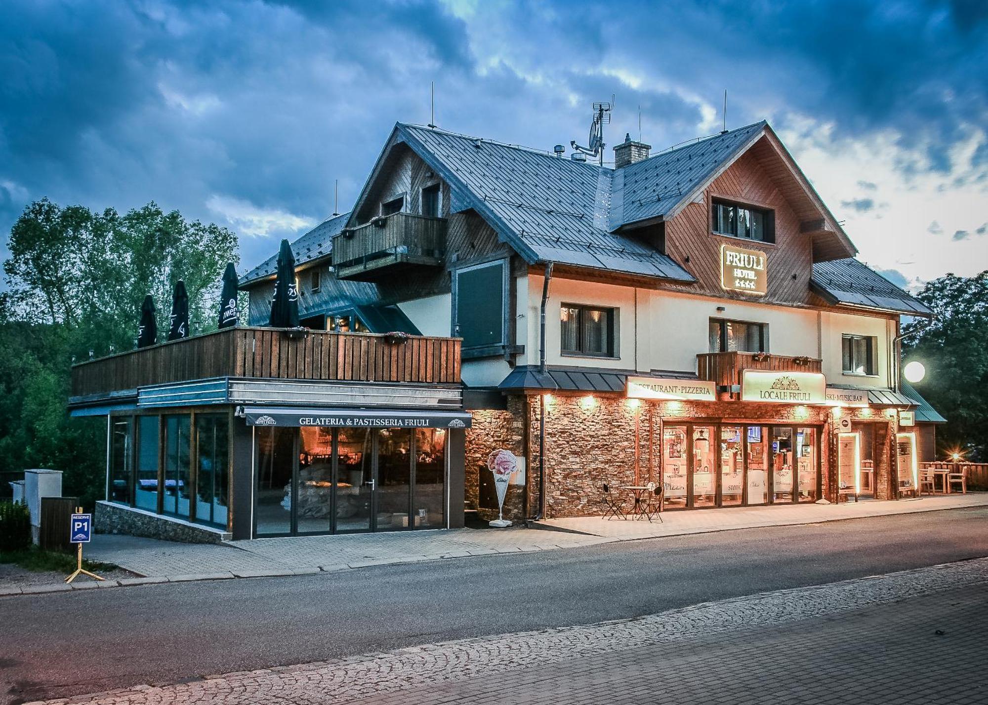 Hotel Friuli Гаррахов Екстер'єр фото